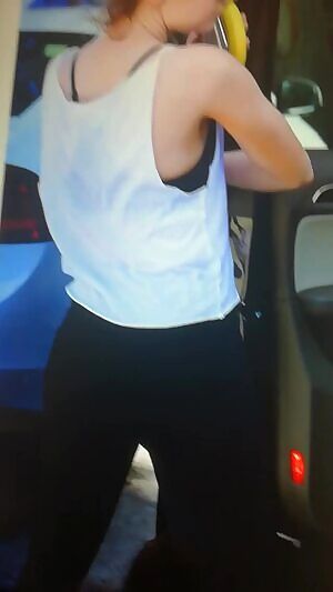 Tribute #3 - Emma Stone Ass