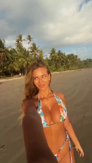 Bikinis Babe Big Tits Bikini Blonde