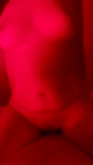 Quietly riding him in the middle of the night. Always an amazing time when these red lights come on 😍