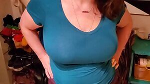 Can you see my nipples get hard? 🧐