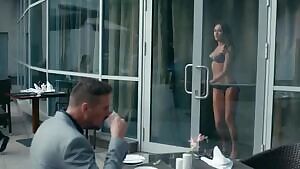 Aleksandra Bulycheva in Mommies