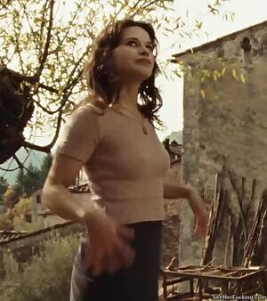 Valentina Cervi - Miracle at St. Anna