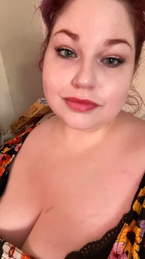 Big Bellies BBW Cute Makeup SSBBW