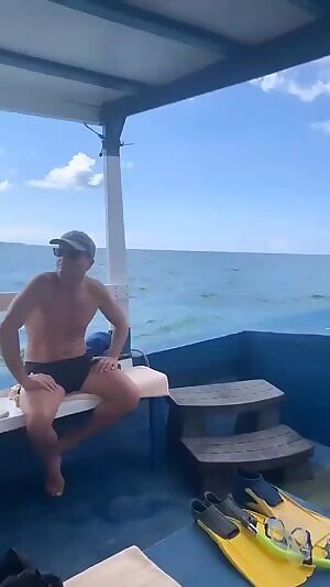 Posting Ig story on vacation