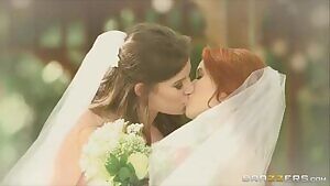 Dolly Little seems to wear the cock in this relationships.