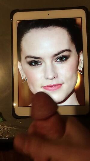 Daisy Ridley getting a thick load