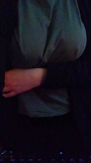 Wearing cozy clothes and playing strategy games all day really makea me wanna lash the internet. Here's the result, with a titty drop and one hairy pussy.