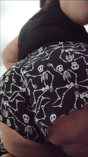 Thick Thighs Amateur Ass BBW Chubby