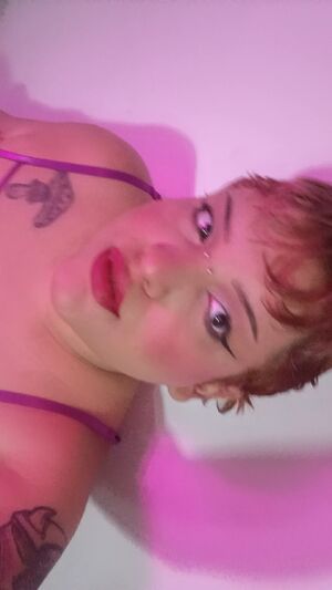 Makeup Fetish Lipstick Long Tongue Short Hair
