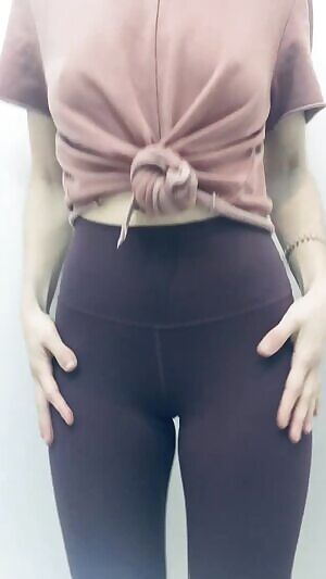 Tight butt in Lulu’s