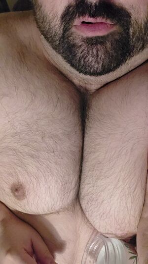 Gay Nipple Play Bear Beard Chubby