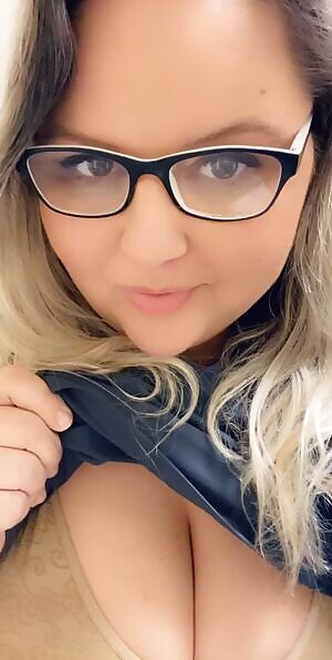 A peek under scrubs, puts a smile on everyone’s face 😉 #ERlife