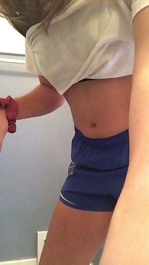 Taking off my workout clothes and hoping in the shower is the best part of my day 💦