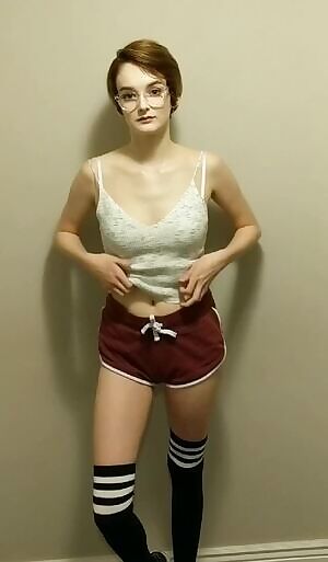 My work wanted us to dress sporty tonight. do you think i'll earn my tips 😽