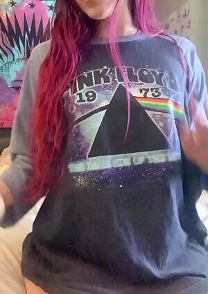 play with my tiny tits ❤️