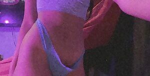 I just wanted you guys to see my butt😅😂