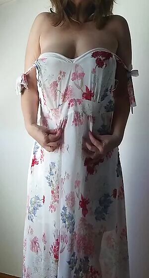 Sundresses in the summer,so practical 😘