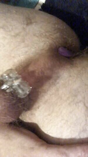 Wishing I had a cock to clamp down on instead of this plug but I guess it’ll have to do.