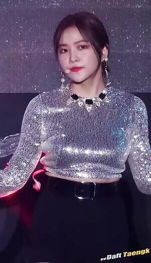 Red Velvet - Yeri: Bouncy