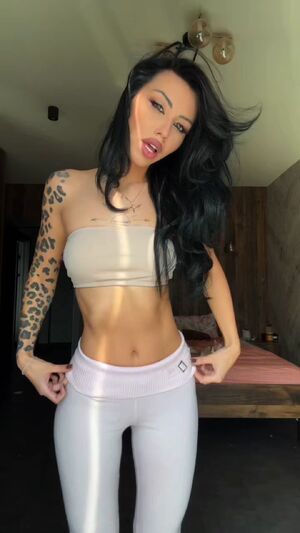 Nothing Underneath Big Tits Boobs Homemade