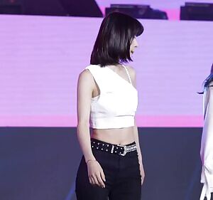 WJSN Seola perfect petite body