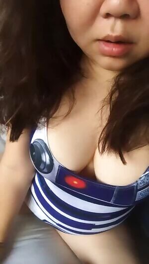 hello from the other side.. i miss waiting in front of my neighbourhood barista for my morning coffee, how bout you?