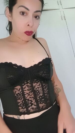 Giantess Women Dominant Domination Dominatrix Femdom