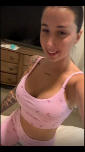 Does this encourage you to motorboat them? (reveal)