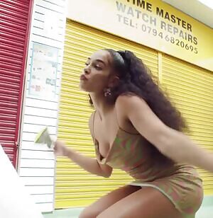 Jorja Smith is perfection