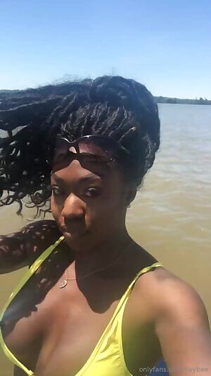 Free mega of her get it fast before it gets taken down . Link ➡️➡️➡️