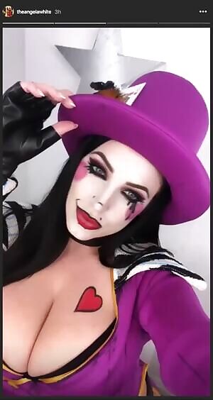 Gif w/sound of her as Mad Moxxi
