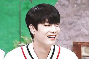 Aidra Fox, Ariana Marie - Who's The Boss Now?