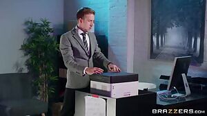 Valentina Ricci & Danny D - Stuck In The Copier