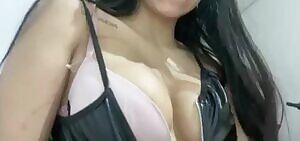 Let me be wet, play with me?