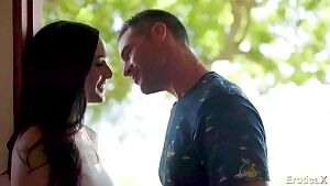 Jaye Summers - Spontaneous sexual encounters