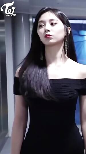 TWICE - Tzuyu