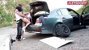 MILF Fucks Her Car Mechanics Cock For A Favor Shrima Malati pornstar