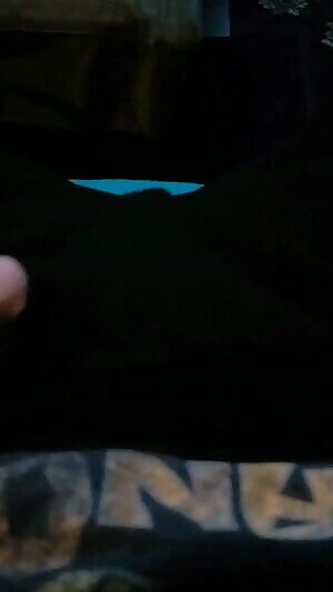 Unleashing my curved, flexing member. Watch out, it's heavy 😉