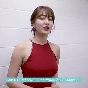 TWICE - Jihyo, Momo and Nayeon