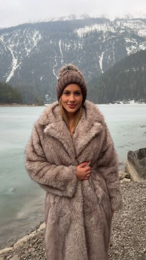 Public Nudity Cold Nude Outdoor