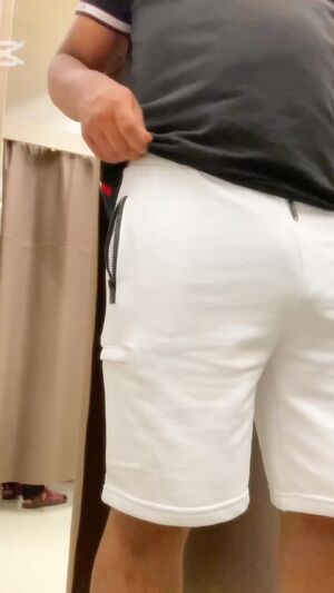Freeballing Big Dick Changing Room Public