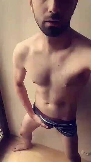 It's not a big one but it definitely has some bounce 😏