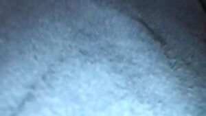 It's a bit blurry, I know.... but enjoy the most mega load that's ever came outta my cock 🍆💦