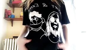 i'm glad summers almost over, i'm too pale anyways! ~<3