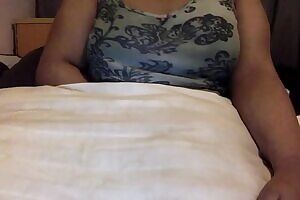 Having some fun in bed with the family downstairs 😉