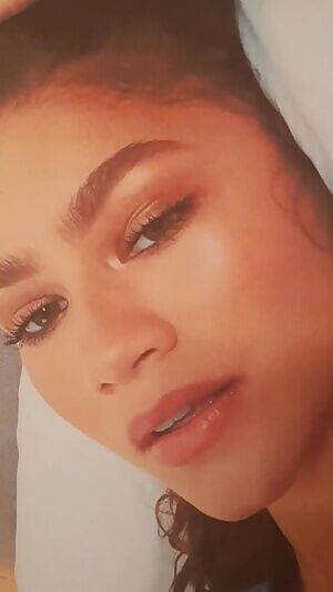 Shooting Streaks Across Zendaya's Face
