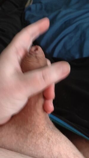 Foreskin Chubby Male Masturbation Small Cock