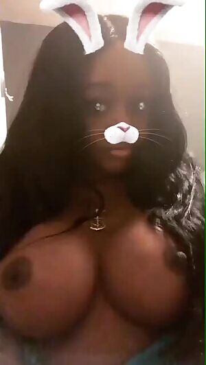 Azealia Banks tweeted this video last night while beefing with Lana Del Rey