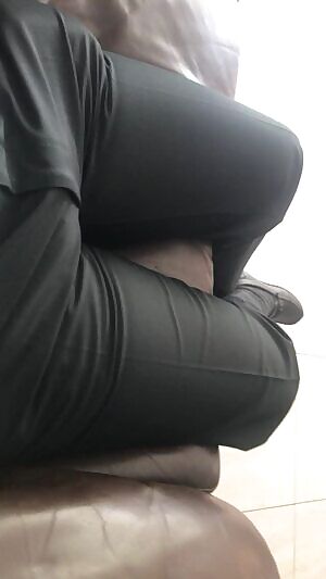 Y’all messages have me anxious af at work