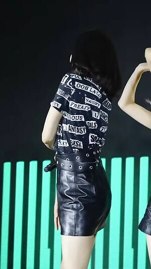 CLC - Yeeun & Seungyeon